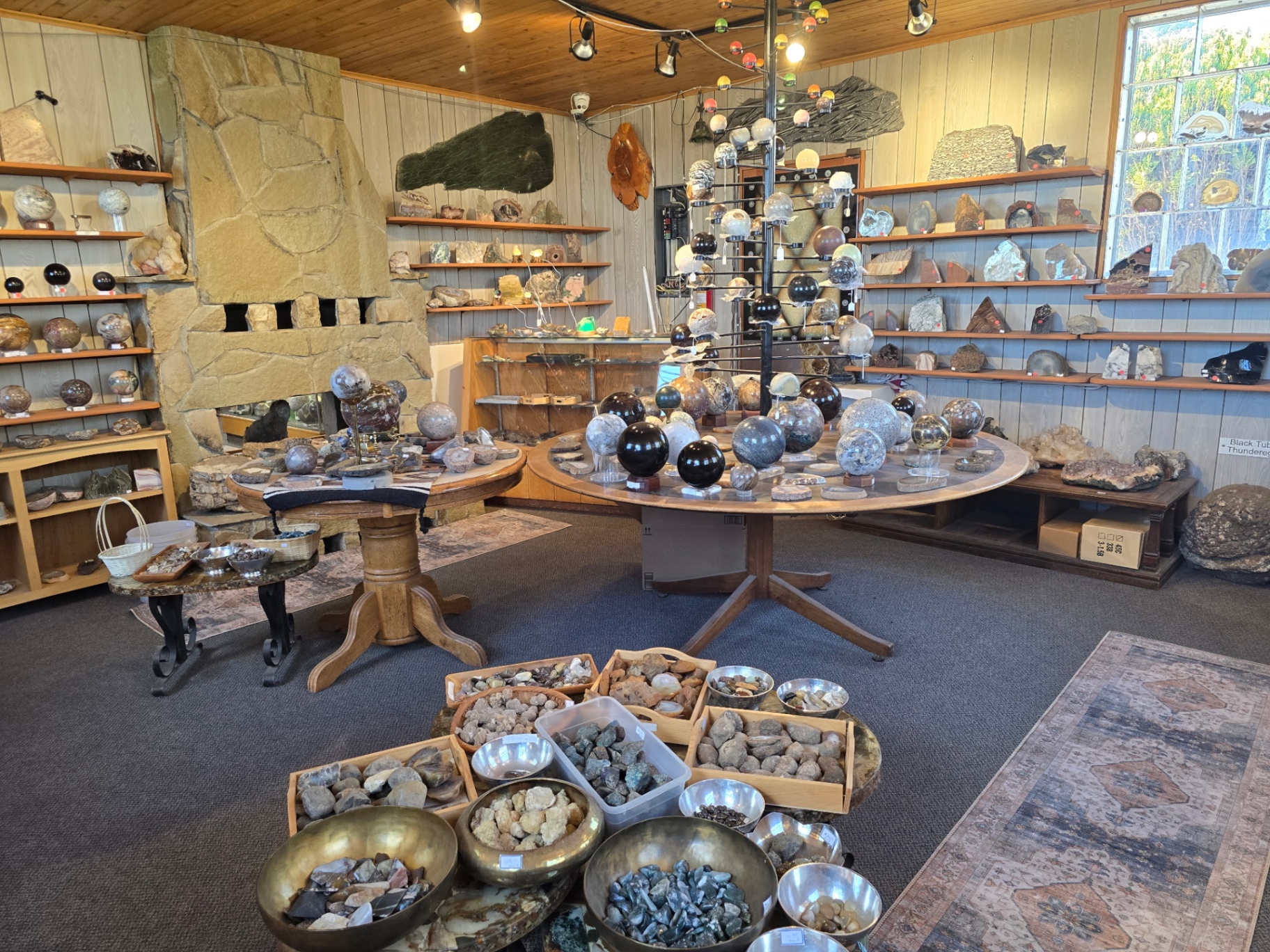 Mineral Specimens